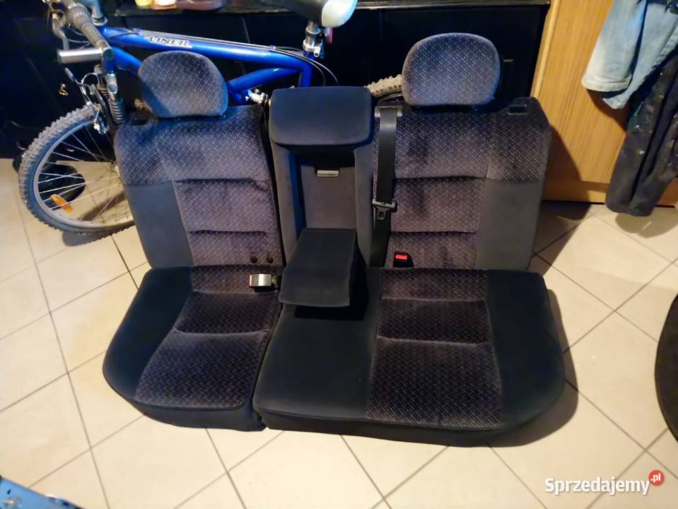 Tylna kanapa vectra b 98 hatchback fotele, kanapy Wodzisław Śląski sprzedam