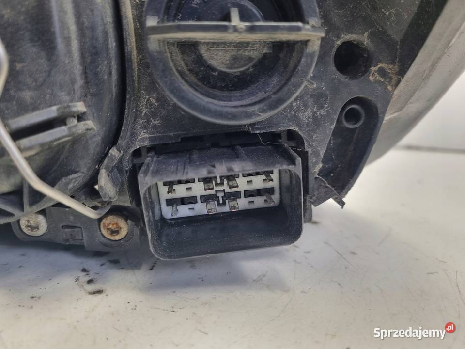 LAMPA PRAWA Volvo S40 II V50 PRZEDNIA prawy Lampy przednie Chełm