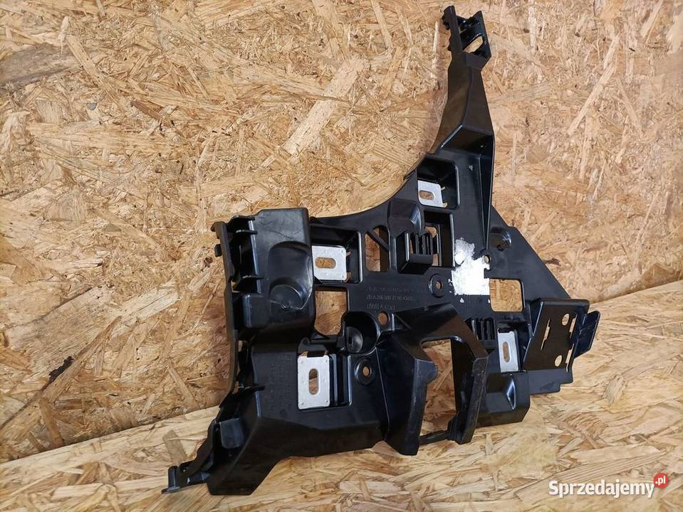 MERCEDES CKLASA W206 ŚLIZG MOCOWANIE ZDERZAKA Pozostałe Pleszew