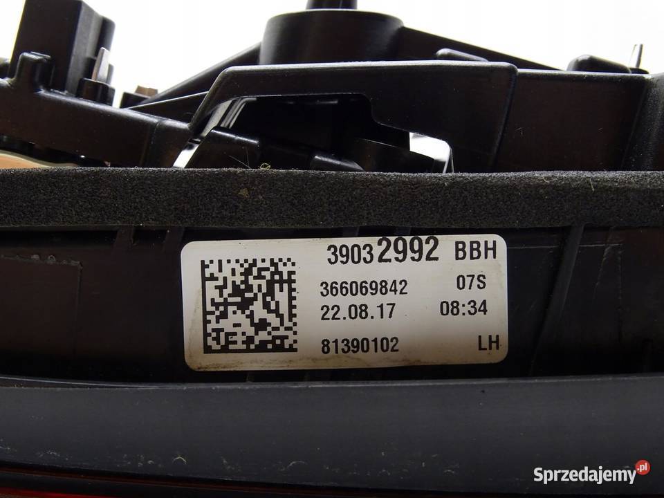 LAMPA LEWA LEWY TYŁ TYLNA W KLAPE OPEL ASTRA V K małopolskie
