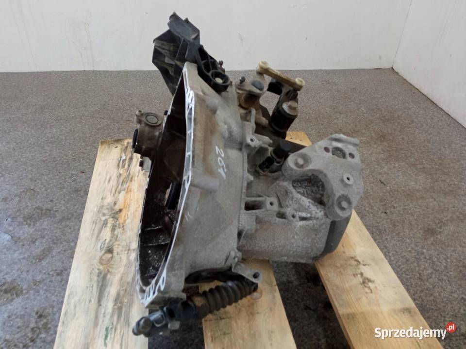 SKRZYNIA BIEGÓW 20A701 12 VTI Peugeot 208 I 2012 świętokrzyskie sprzedam