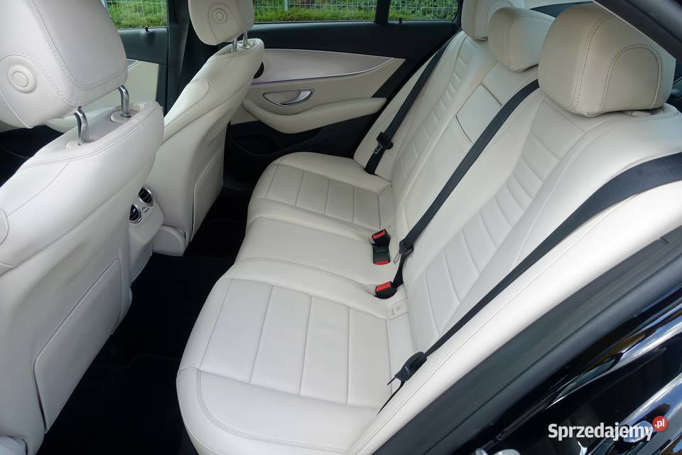 Mercedes E220D 195 4Matic Salon Niski przebieg 2 nawigacja Buczkowice