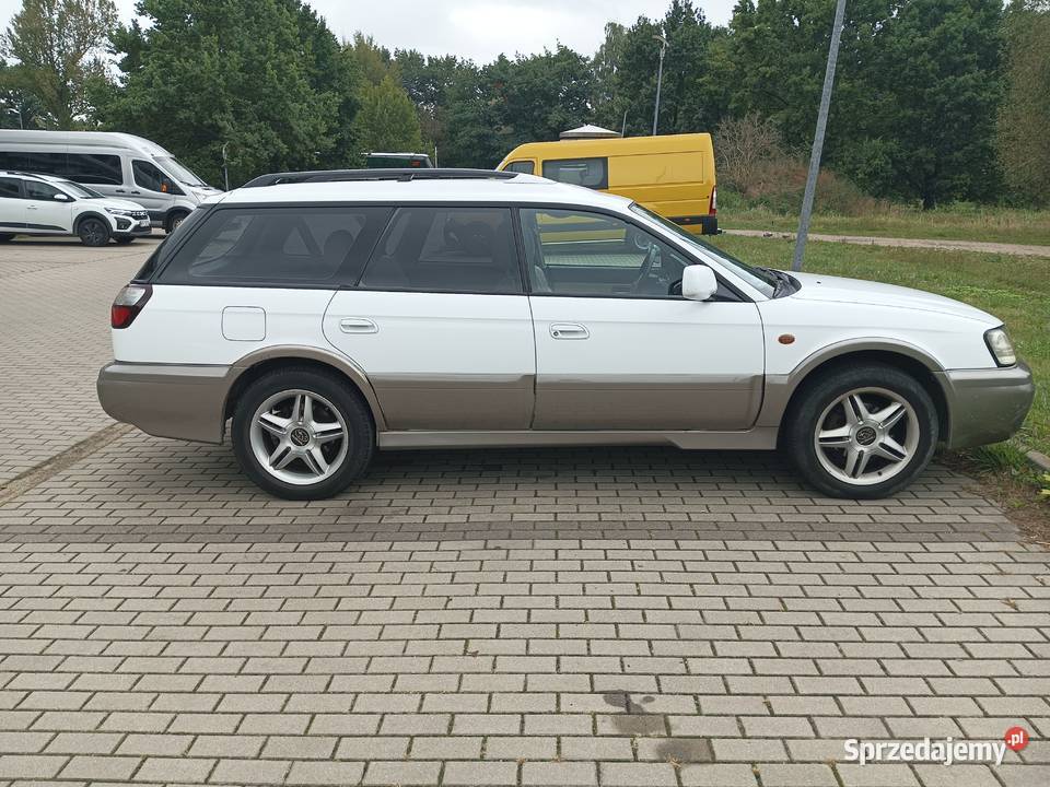 Subaru Outback 25 LPG 4x4 skóry klima manual Pruszków