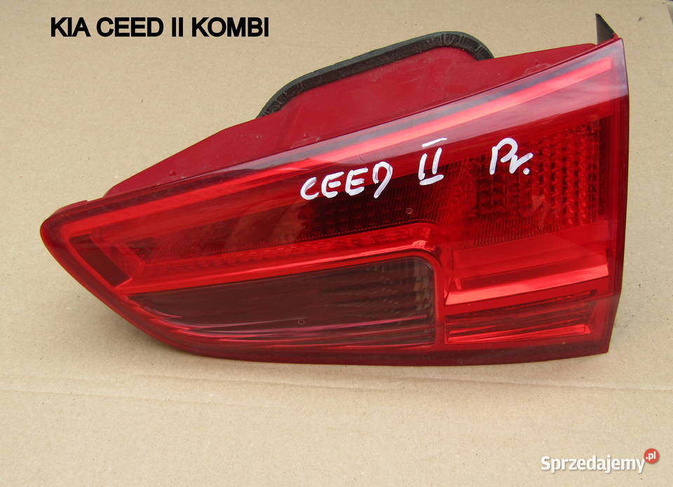 LAMPA TYLNA PRAWA KIA CEED II KOMBI 92404A23 Mysłaków