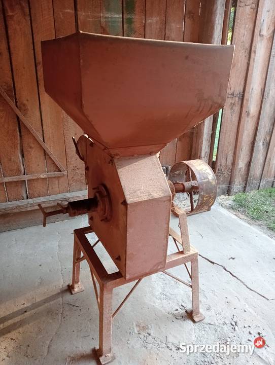 Śrutownik na kamienie do mielenia zboża Poniatowa sprzedam
