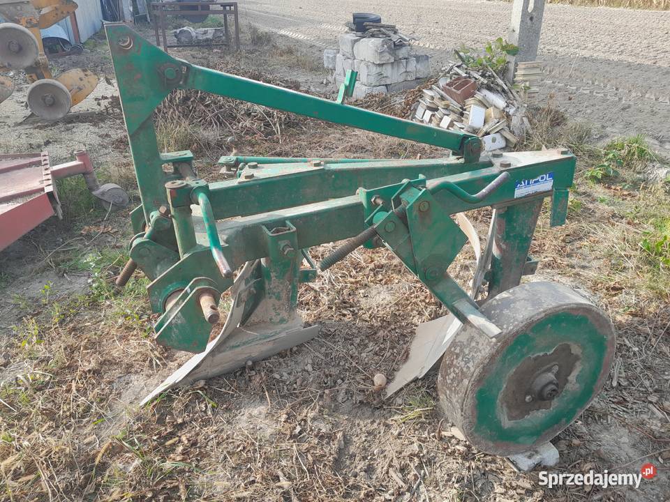 pług 2 skibowy grudziądzki nieuszkodzony Nowy Radzic sprzedam