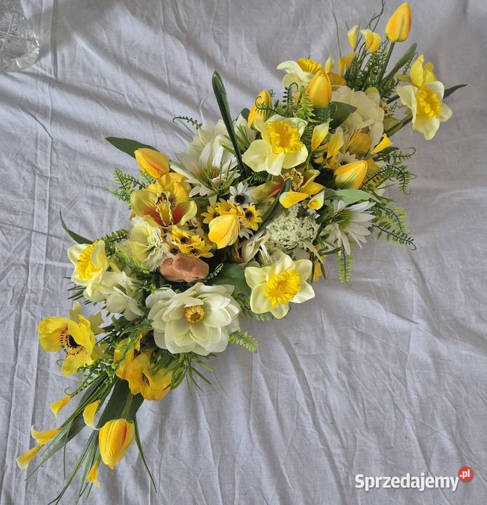 Dekoracja nagrobna stroik kompozycja na cmentarz Pleszew