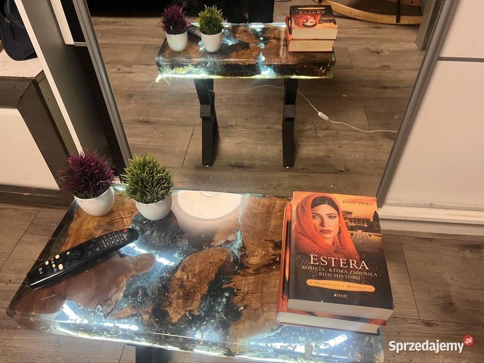 Designerski stolik z korzenia oliwnego żywica Tace i stoliki Lublin sprzedam