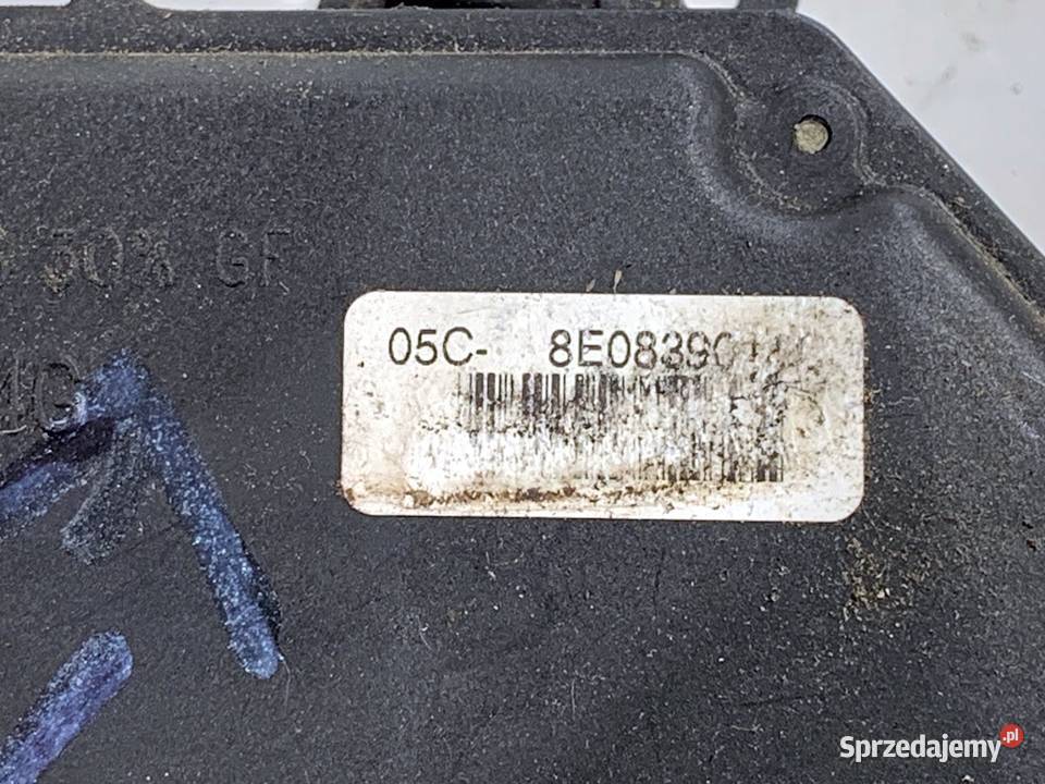 ZAMEK DRZWI LEWY TYŁ AUDI A4 B6 SedanLimuzyna