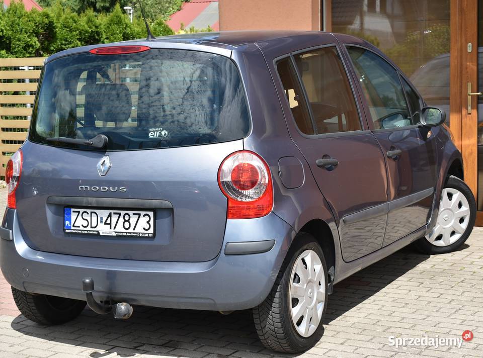 KLIMATYZACJA ISOFIXFOTELIK LED do jazdy dziennej Moczyłki