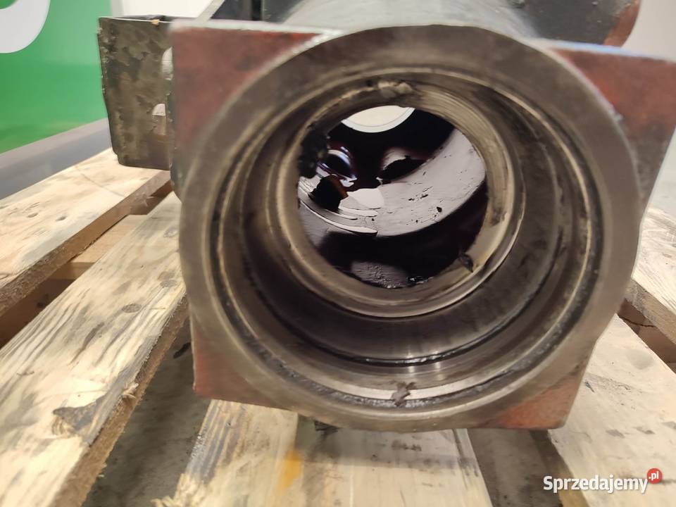 Pochwa piasty Deutz Fahr DX 631 4328903R1 Wilkowo