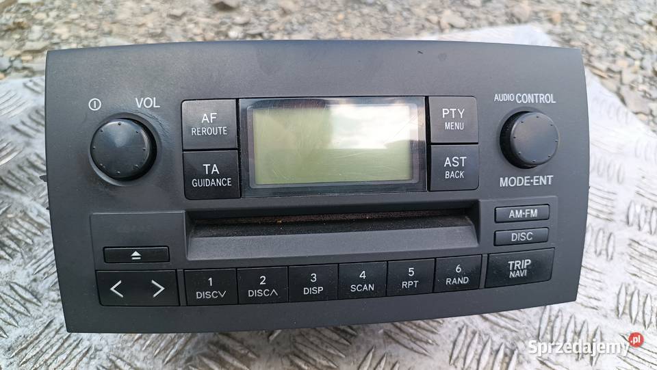 Radio Toyota Corolla Verso E12 Stacja Sprzęt audio fabryczny