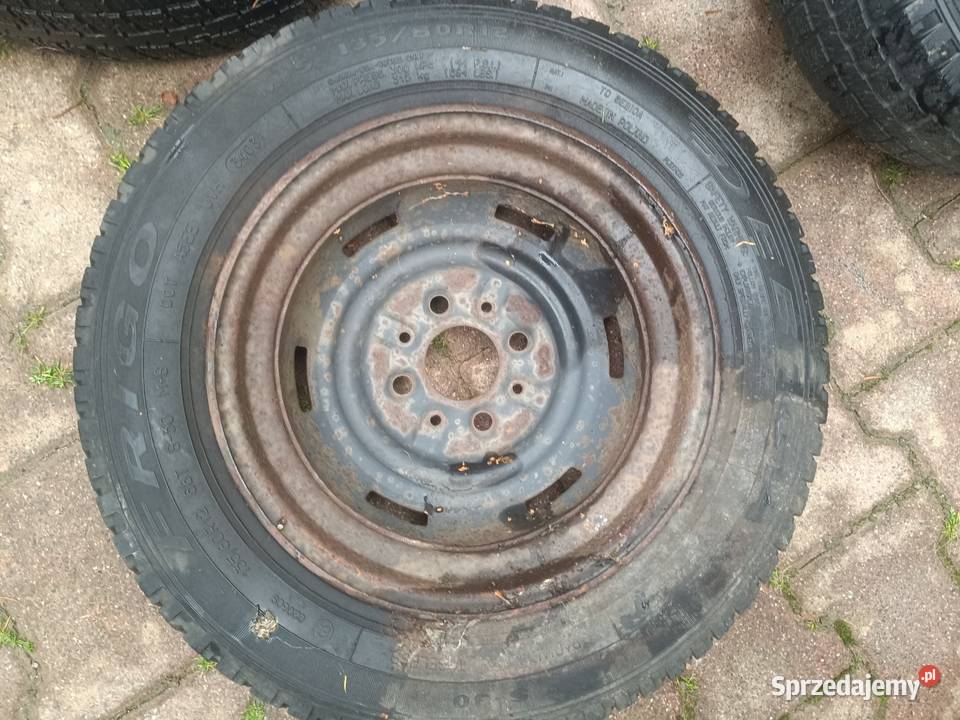 Fiata 126p koło koła felga felgi opony R12 Bielsko-Biała