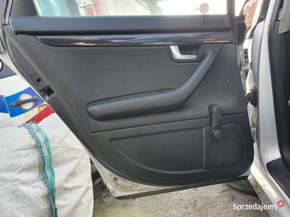 DRZWI LEWE TYŁ AUDI A4 B6 LY7W KOMBI osobowe Części samochodowe Lipno