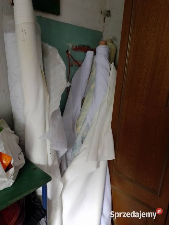 Sprzedam materiał na obrusy zasłony poduszki