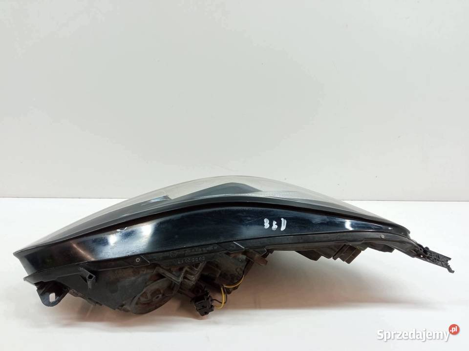 LAMPA PRZÓD PRAWA EUROPA Opel Corsa V 2014 E