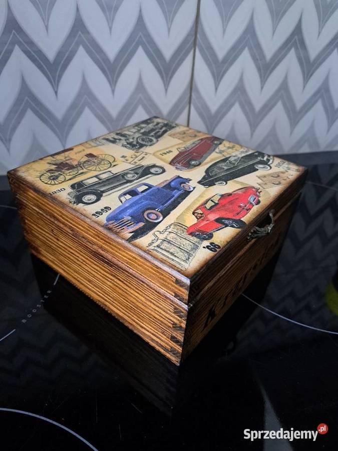 Szkatułka retro stare samochody decoupage