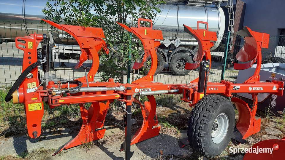 Pług obracalny AKPIL 80 4 31 Wilków sprzedam