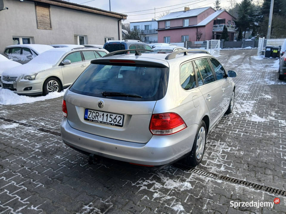 Volkswagen Golf 20 TDI 140 comonreil panorama