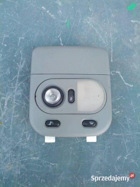 lampa wewnetrzna kabiny kierowcy Renault Master