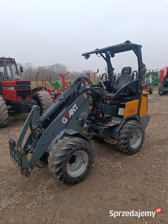Sprzedam ładowarkę przegubową Giant D337T 2014 nieuszkodzony