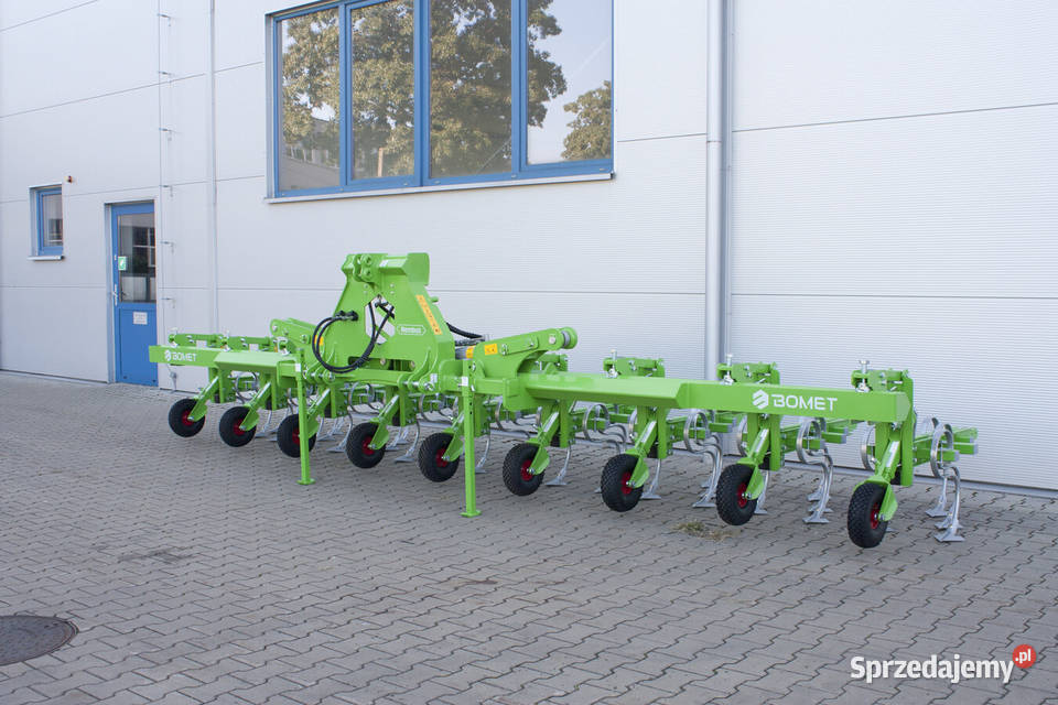 Bomet Pielnik składany hydraulicznie Nembus Rzędziany