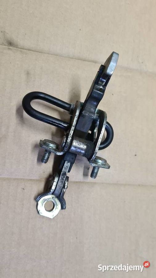 Iveco Daily 4 0611 ogranicznik otwarcia drzwi Zawiasy, bolce i prowadnice Motoryzacja Legnica