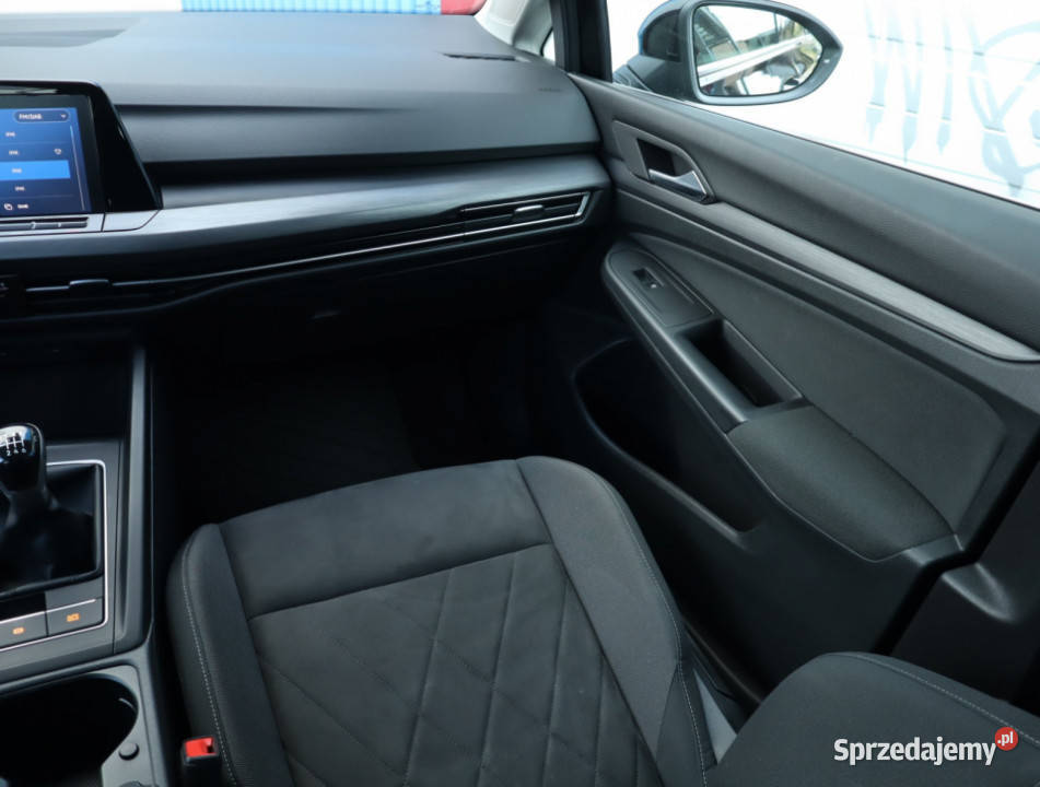 VW Golf 15 eTSI asystent pasa ruchu Łódź