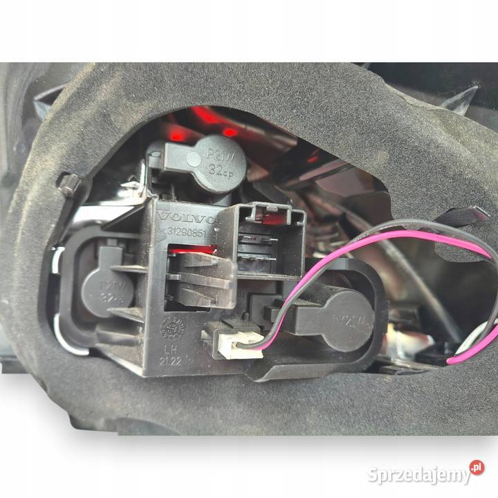 LAMPA LEWA Volvo V40 II 20122019 tylna tylnia Chełm