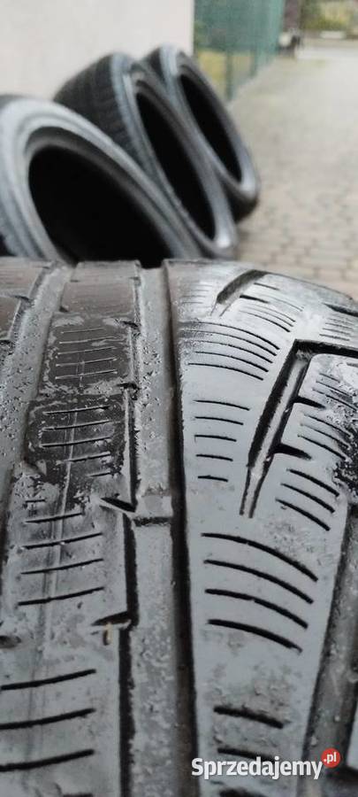 Opony zimowe Pirelli Scottozero 22555r17 Praszka