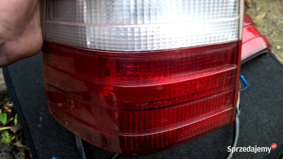 Lampa tył lampa tylna prawa lewa Mercedes w124 Lampy tylne Chełm sprzedam