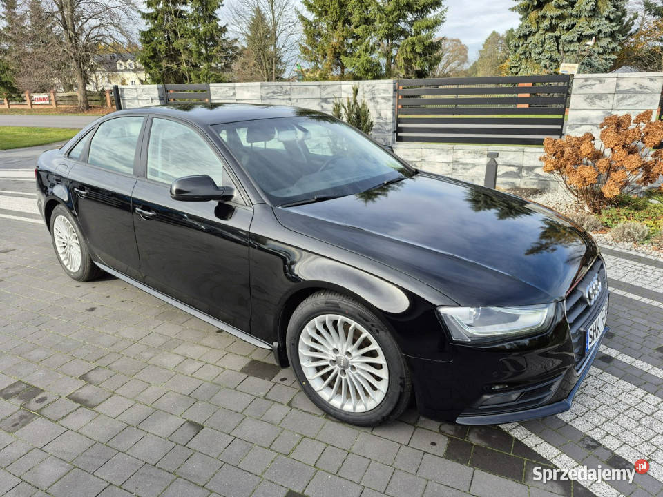Audi A4 xenon led navi chromy ładny sedan B8 143KM lubelskie Drelów
