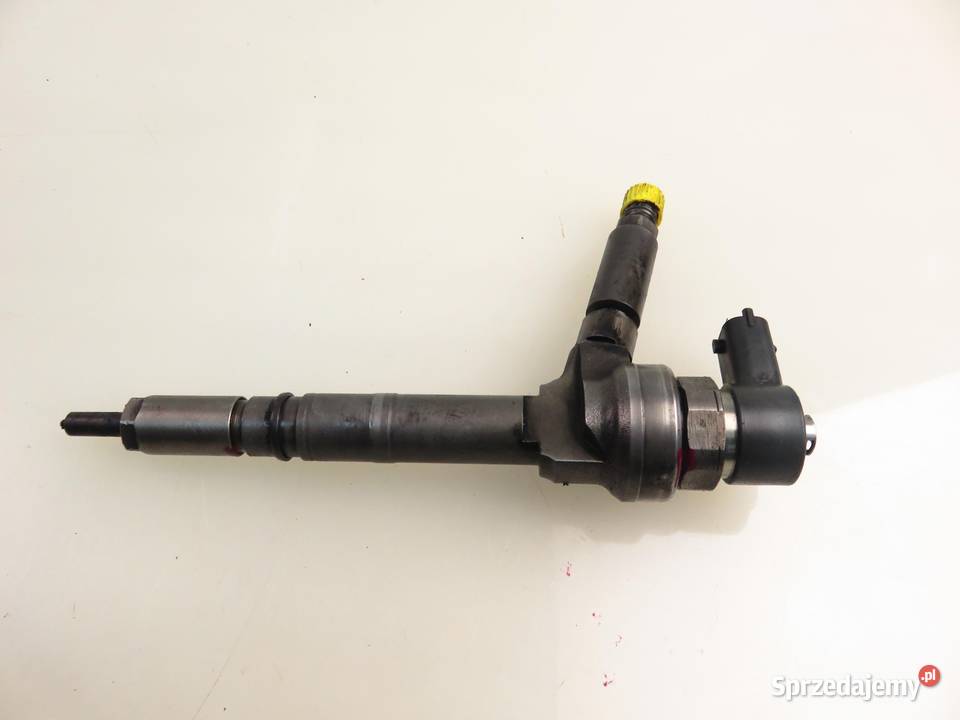 WTRYSKIWACZ OPEL ASTRA III H 17 CDTI 0445110175