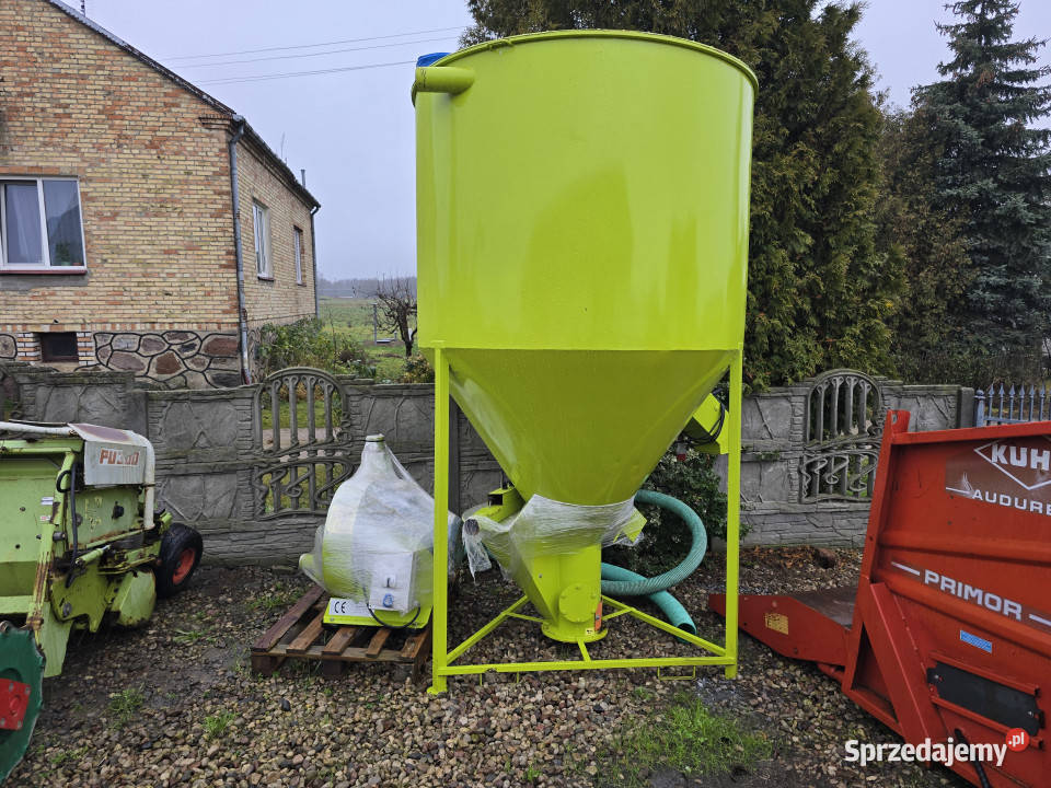 Mieszalnik z wagą pompą ssąco tłoczącą i Baliki sprzedam