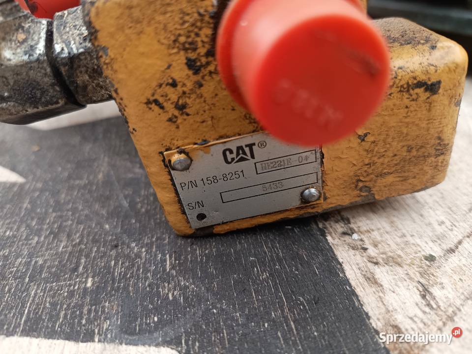 CAT 318c zawór hydrauliczny 2178580 PN 1588251 świętokrzyskie Staszów