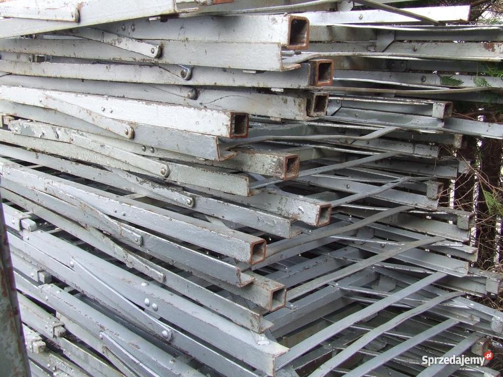 łóżka łóżko metalowe wojskowe piętrowane Góra Kalwaria sprzedam