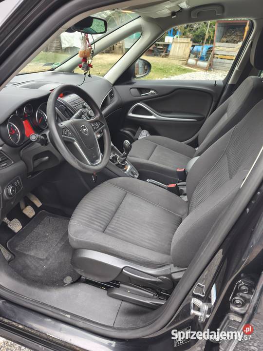 Sprzedam Auto Opel Zafira tourer Tworkowa