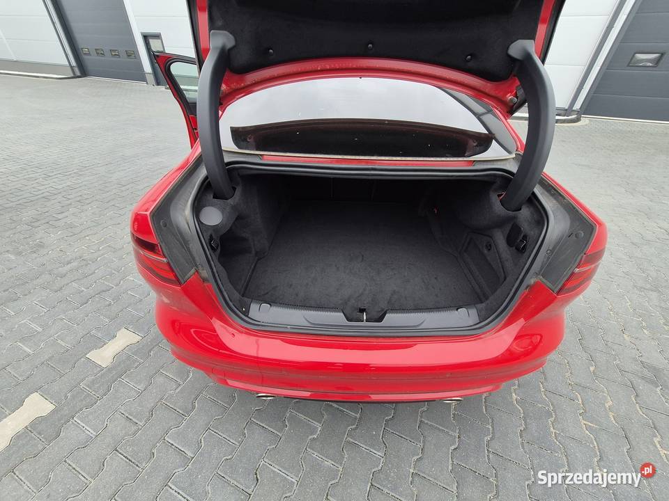 Syndyk sprzeda Jaguar XE 20P I4 250 RWD Auto nieuszkodzony mazowieckie Warszawa