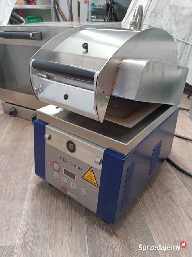 Opiekacz Panini Elektrolux HSGEUAT High Speed Wołów