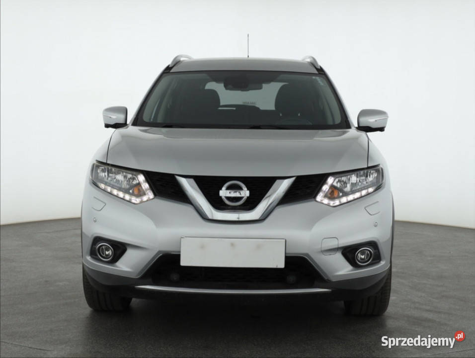 Nissan XTrail 16 dCi nieuszkodzony Nissan Piaseczno