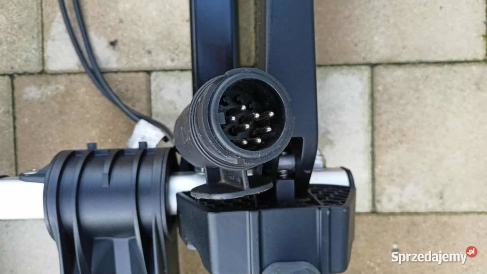 Bagażnik hak Uebler F24 składany 13pin 2 row st Kalna