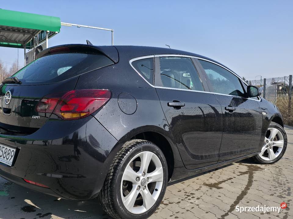 Opel astra j 17 cdti Opel sprzedam