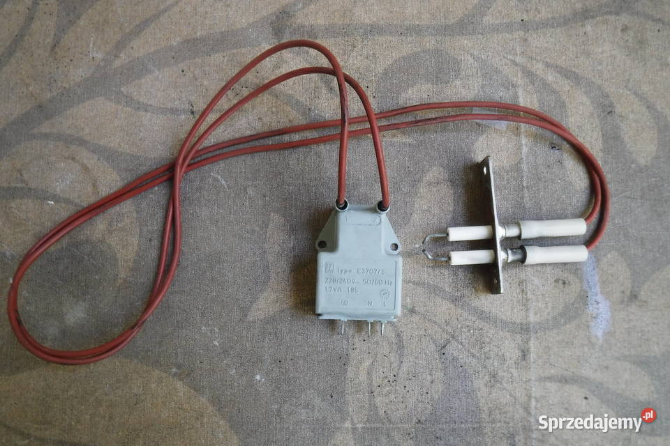 Transformator zapłonowy E3705 17VA 220240V Otwock
