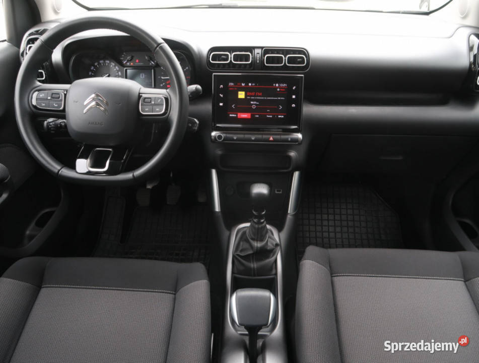Citroen C3 Aircross 12 PureTech asystent pasa ruchu Motoryzacja