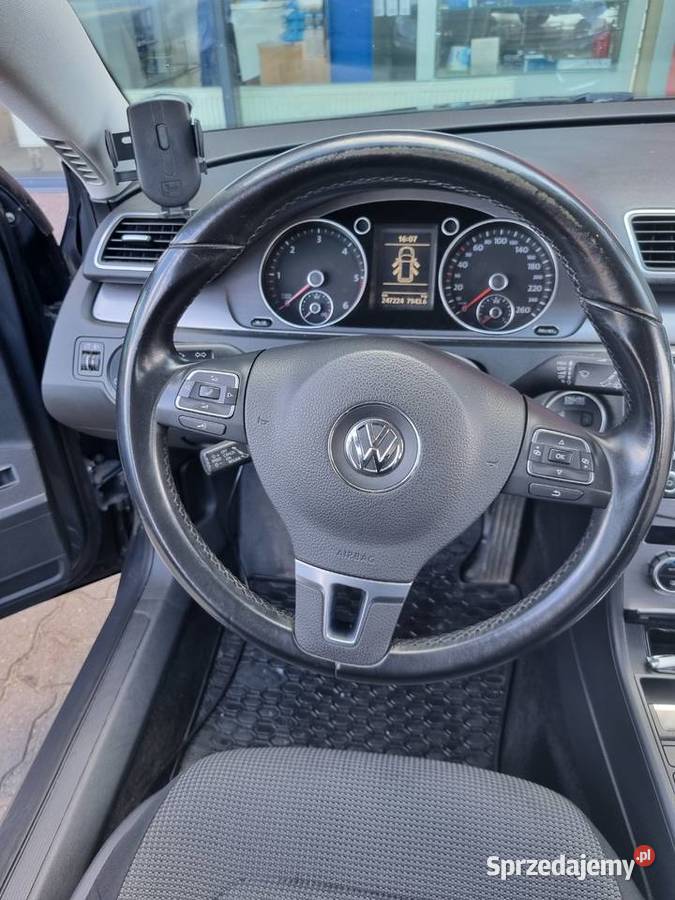 Sprzedam VW Passat kombi B7 16 2013 1600cm3