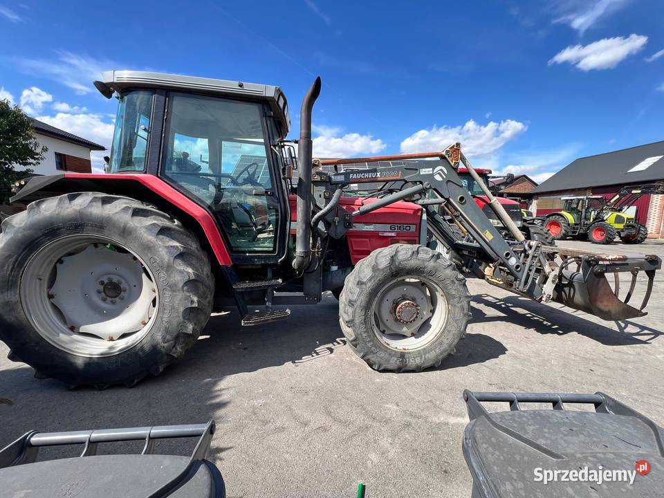 Massey Ferguson 6160 z ładowaczem czołowym Żabno