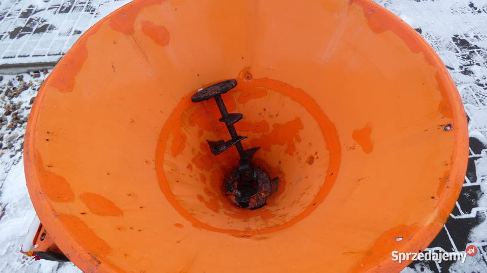 Rozsiewacz piaskarko solarka Rauch Baras Świnice Warckie