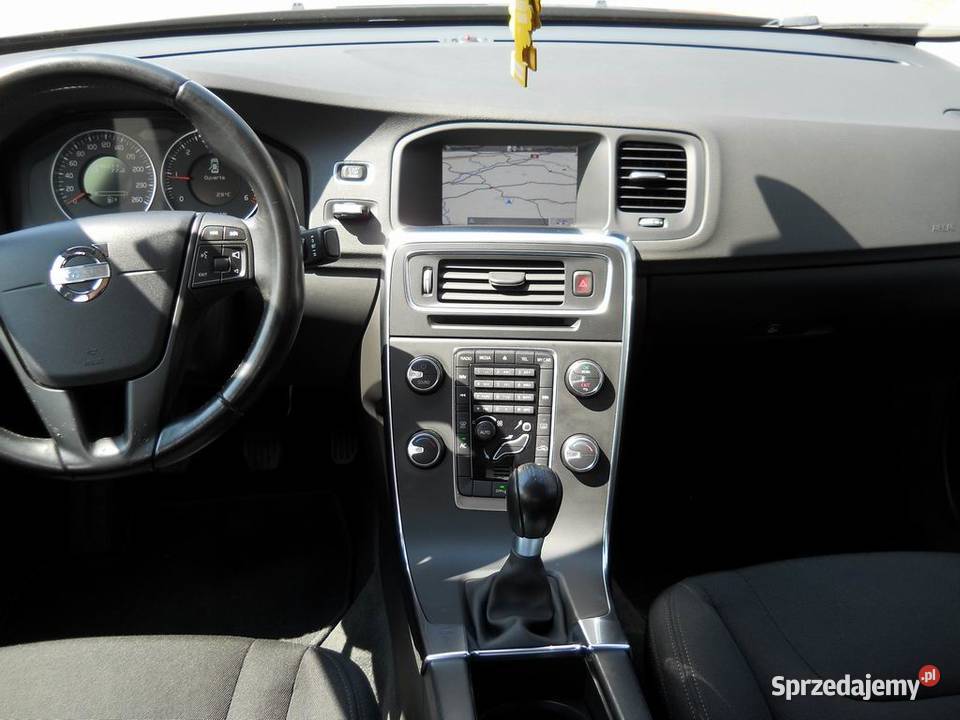 Volvo S60 16 D Klimatronic 10xAirBag StanSuper Rok produkcji 2011 świętokrzyskie Ostrowiec Świętokrzyski sprzedam