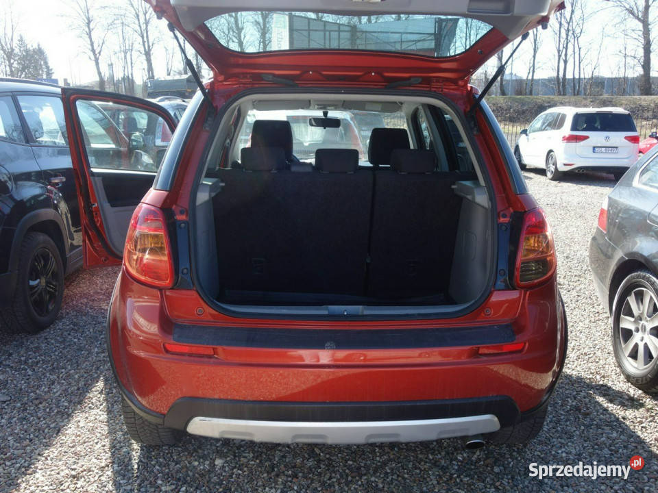 Suzuki SX4 Suzuki SX4 2011 20 diesel 135 4x4 6 napęd 4x4 pomorskie Słupsk sprzedam