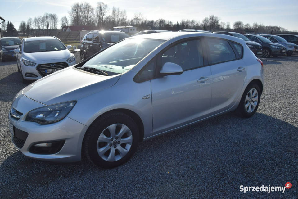 Opel Astra 14B 2015r 149 Sprowadzony Opłacony J benzyna Majdan Sieniawski